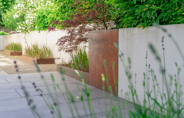 Gartengestaltung mit verscheidenen Materialien in Rottenburg-Weiler